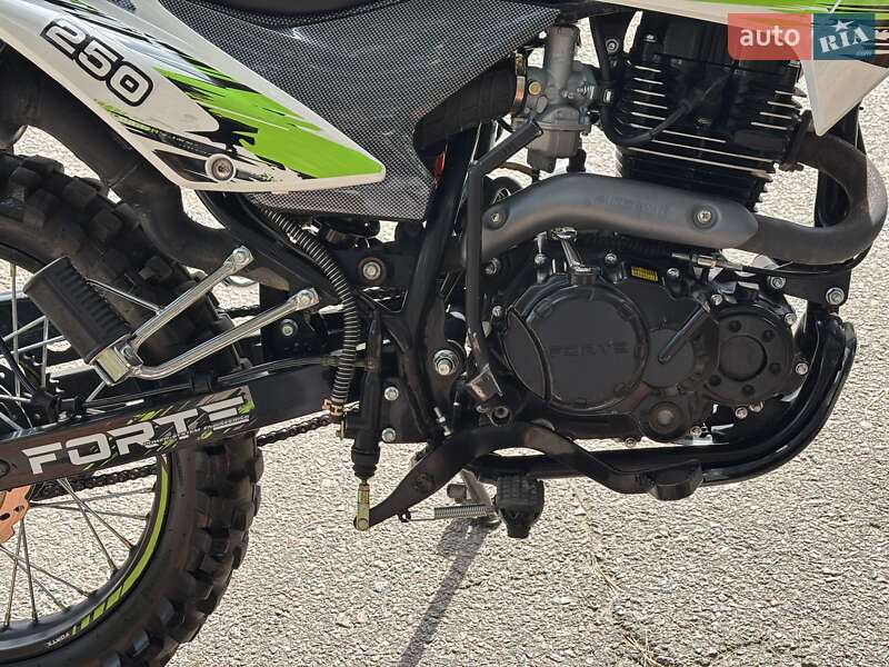 Мотоцикл Багатоцільовий (All-round) Forte Cross 250 2023 в Ромнах