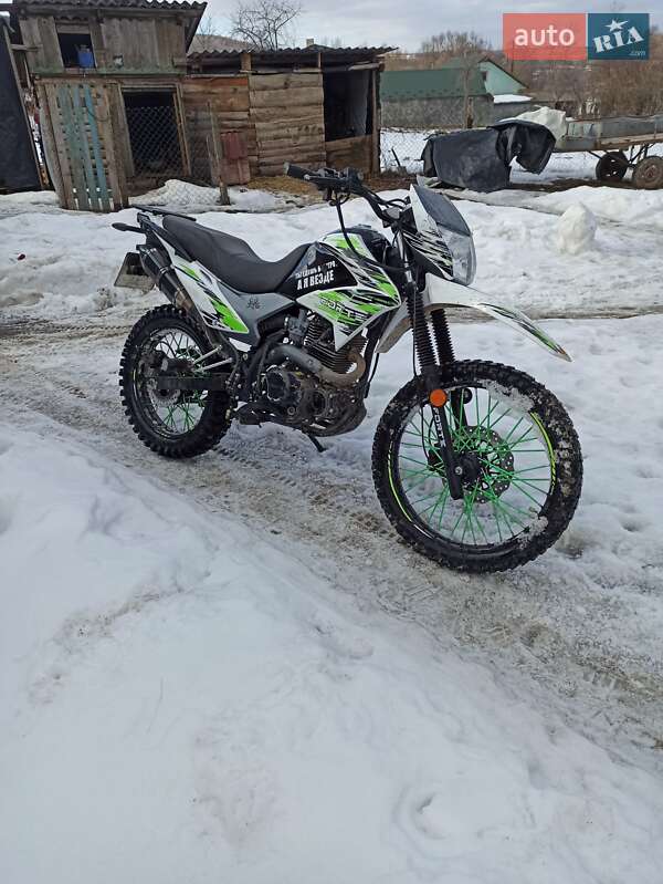 Мотоцикл Внедорожный (Enduro) Forte Cross 250 2021 в Кицмани фото Мотоцикл Внедорожный (Enduro) Forte Cross 250 2021 в Кицмани