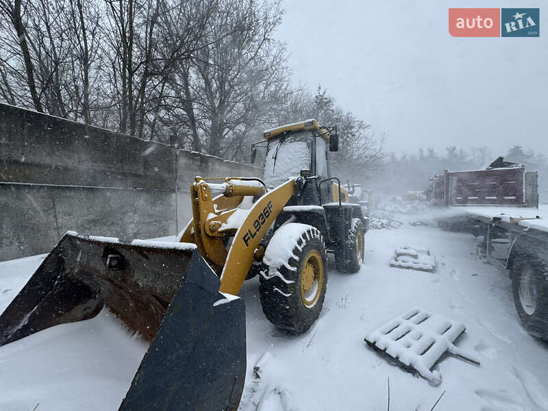 Фронтальный погрузчик Foton FL 2008 в Днепре