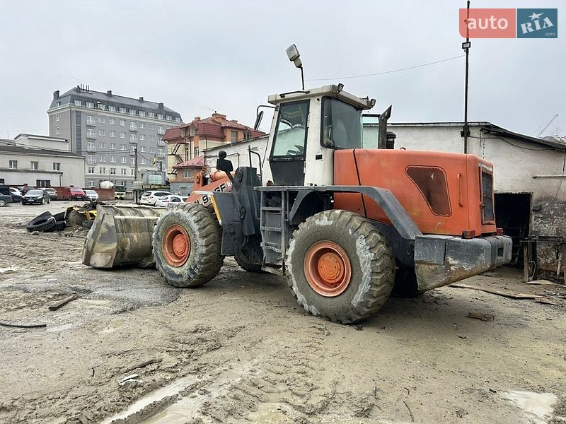 Экскаватор погрузчик Foton FL 2007 в Трускавце