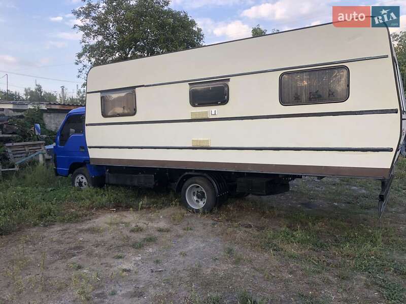 Дом на колесах Foton Forland 2004 в Гнивани