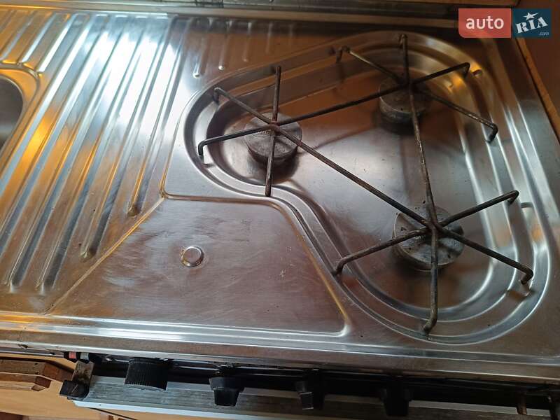 Дом на колесах Foton Forland 2004 в Гнивани