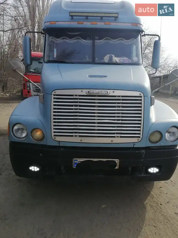 Freightliner Century 2002