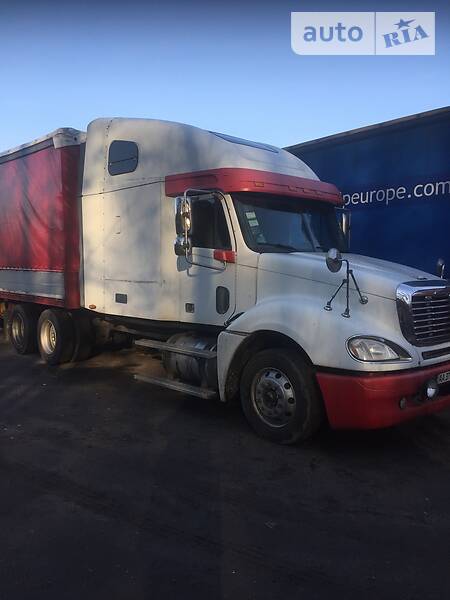 Тягач Freightliner Columbia 2003 в Киеве
