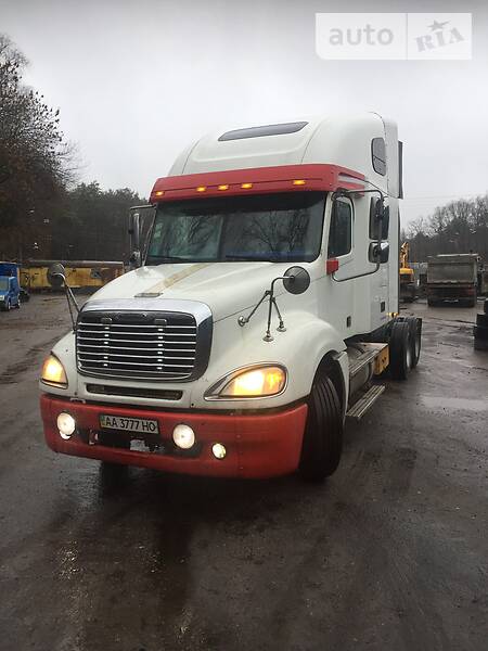 Тягач Freightliner Columbia 2003 в Киеве