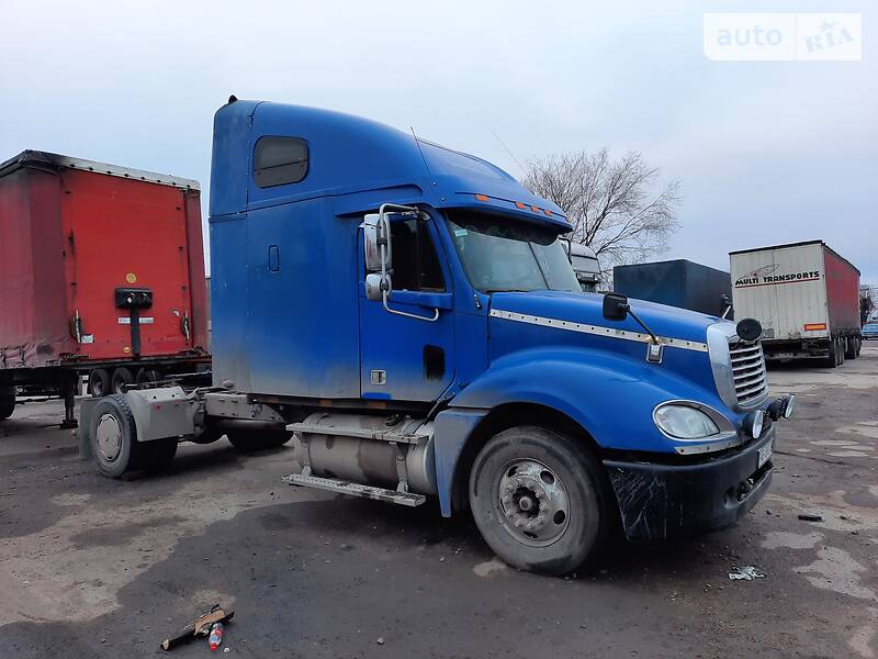 Freightliner Columbia
