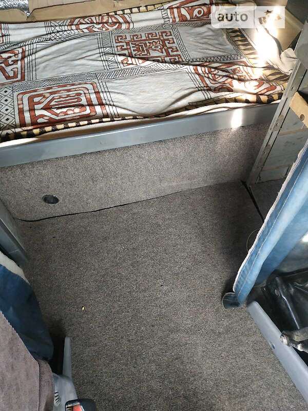 Тягач Freightliner Columbia 2003 в Покрове