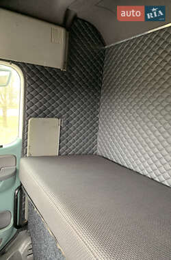 Самосвал Freightliner Columbia 2006 в 