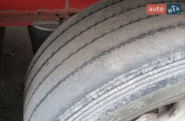Тягач Freightliner FLD 2001 в Ровно