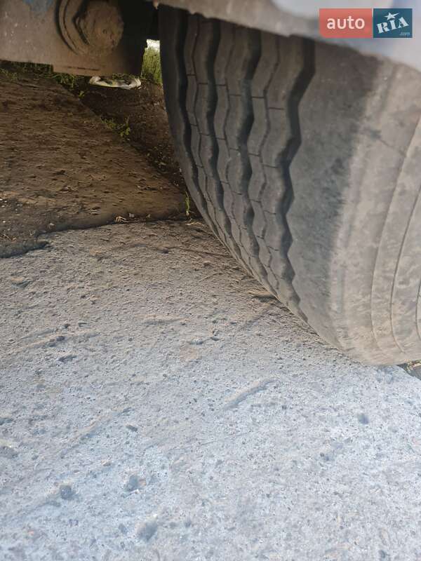 Зерновоз - полуприцеп Fruehauf 01Y 2006 в Одессе