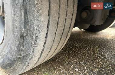 Цистерна полуприцеп Fruehauf 01Y 1997 в 