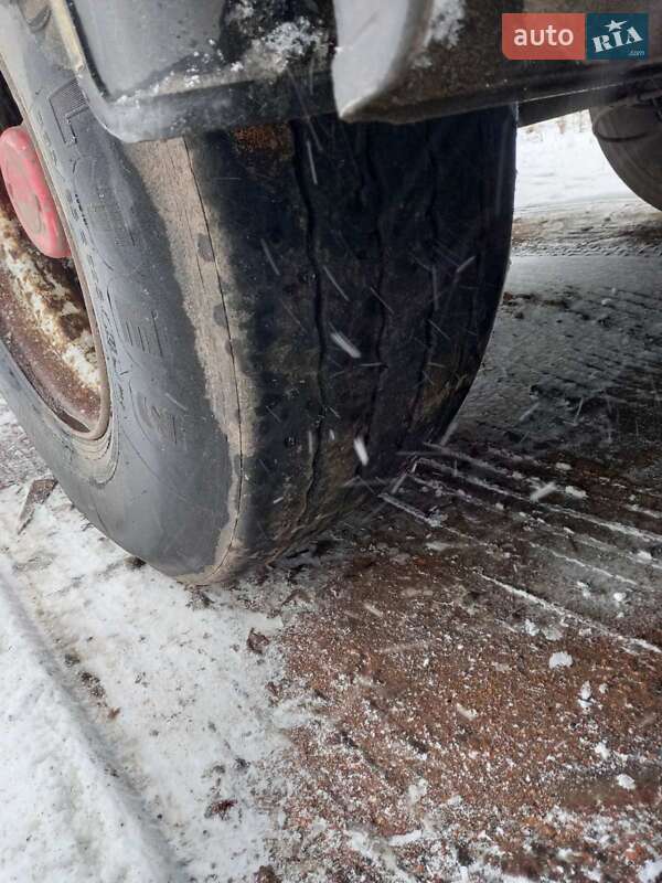 Тентованный борт (штора) - полуприцеп Fruehauf 01Y 2003 в Ильинцах