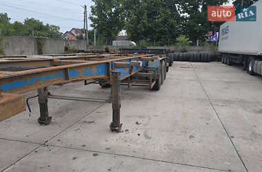Контейнеровоз Fruehauf Ackermann 1994 в Ровно