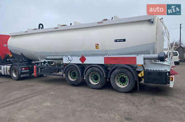 Цистерна полуприцеп Fruehauf BPV 2008 в 