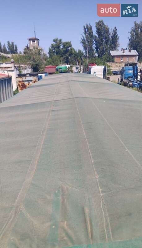 Зерновоз - полуприцеп Fruehauf D.3 2012 в Одессе