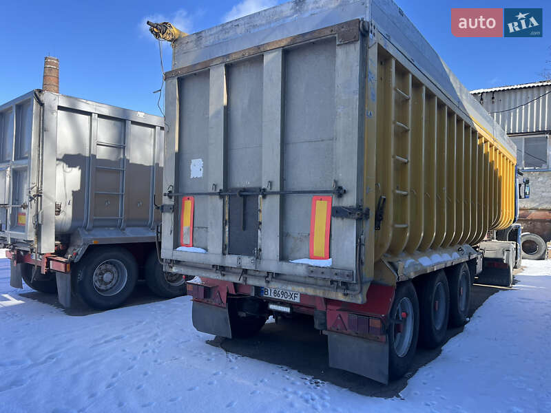 Самоскид напівпричіп Fruehauf DJD SA3 1990 в Хоролі