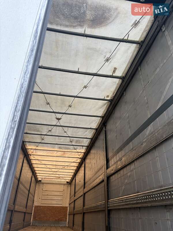 Тентований борт (штора) - напівпричіп Fruehauf F 2016 в Києві