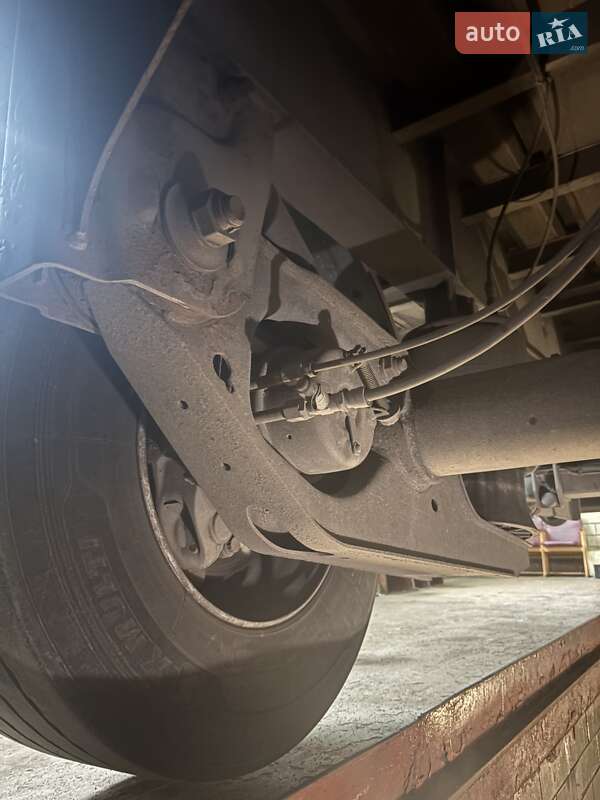 Тентований борт (штора) - напівпричіп Fruehauf F 2016 в Києві