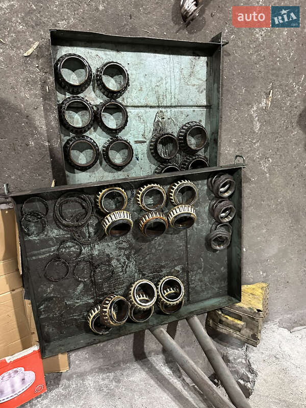 Самоскид напівпричіп Fruehauf France 2008 в Одесі