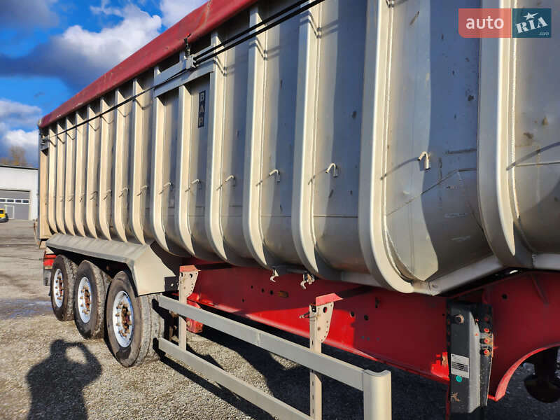 Самоскид напівпричіп Fruehauf GT 2010 в Тернополі фото 18 Самоскид напівпричіп Fruehauf GT 2010 в Тернополі