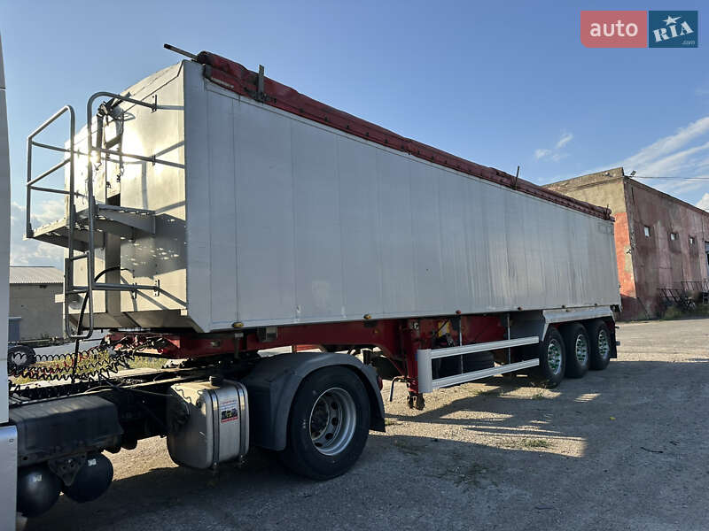 Самосвал полуприцеп Fruehauf LTD/WAD 2007 в Одессе