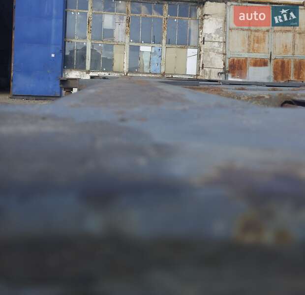 Контейнеровоз полуприцеп Fruehauf ONCR 1992 в Одессе