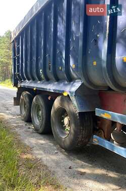 Зерновоз - напівпричіп Fruehauf ROR 2006 в 