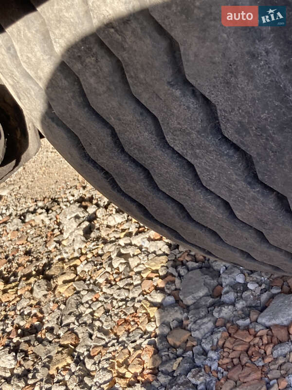 Контейнеровоз Fruehauf SAF 1987 в Одесі