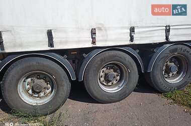 Тентованный борт (штора) - полуприцеп Fruehauf SMB 2004 в 