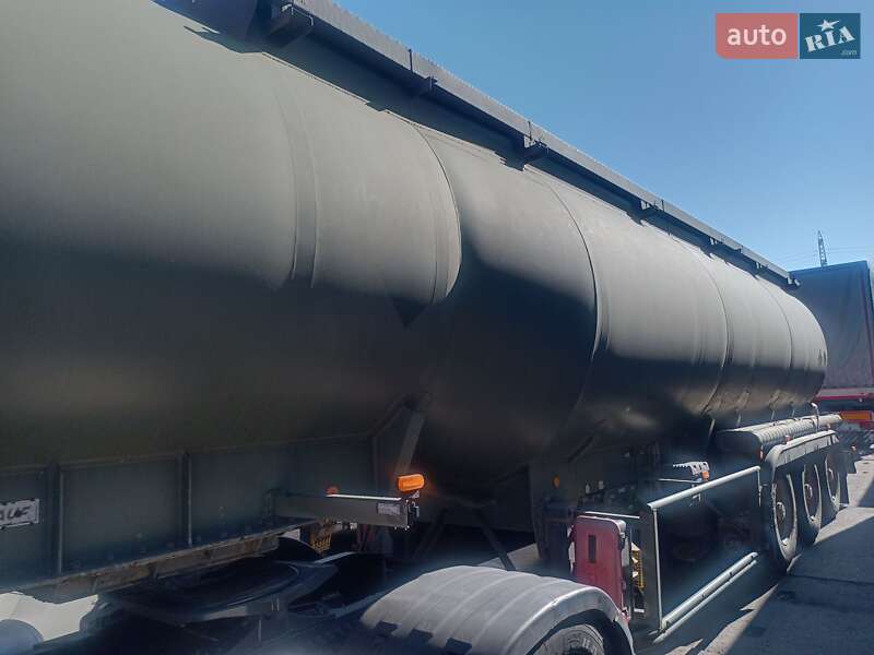 Цистерна полуприцеп Fruehauf T34 1991 в Ужгороде