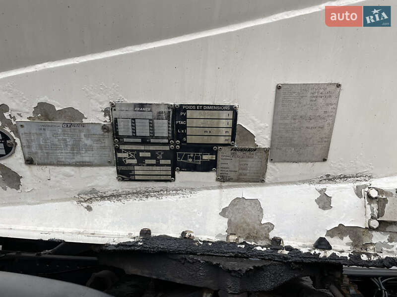 Цистерна напівпричіп Fruehauf T34 1999 в Хмельницькому
