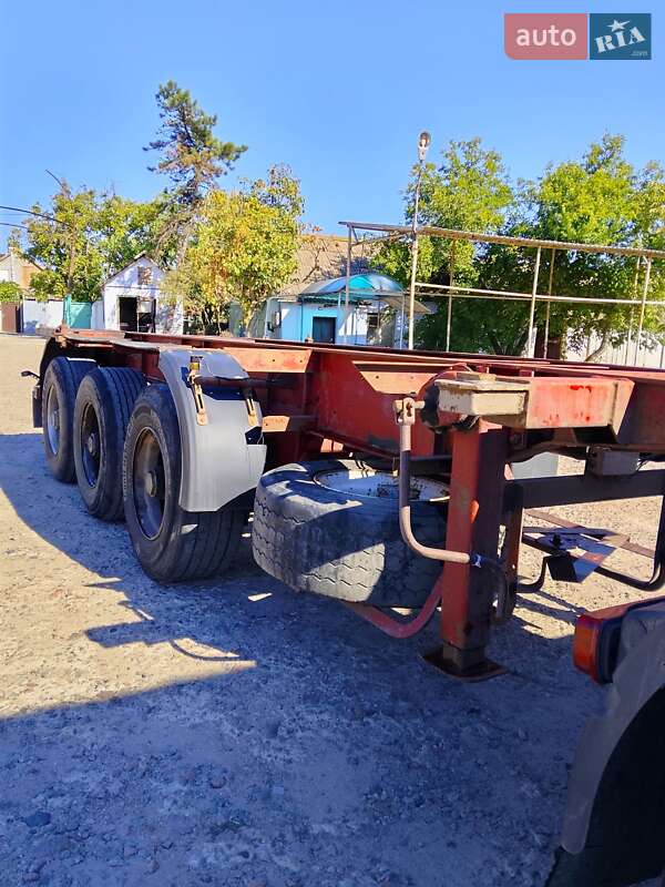 Контейнеровоз Fruehauf T34 1987 в Одессе