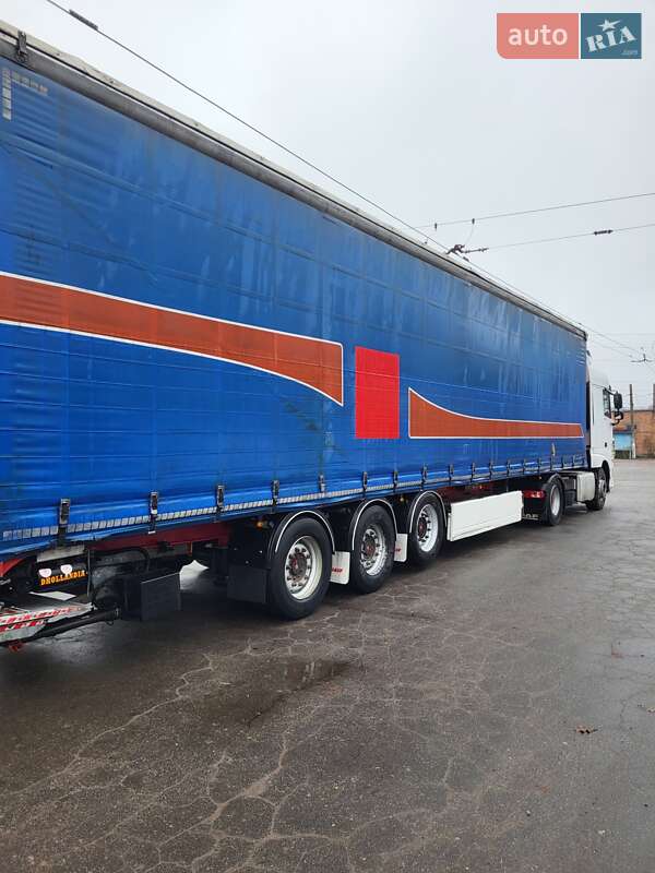 Тентований борт (штора) - напівпричіп Fruehauf T34 2015 в Житомирі фото 4 Тентований борт (штора) - напівпричіп Fruehauf T34 2015 в Житомирі