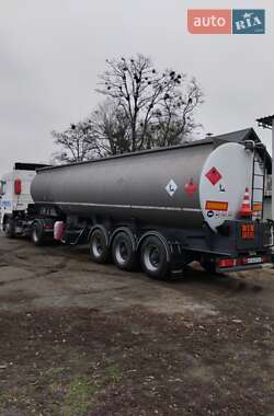 Цистерна напівпричіп Fruehauf T34T1RP 1990 в Обухові