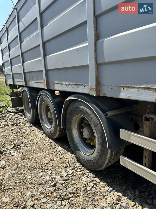 Зерновоз - полуприцеп Fruehauf T38 2009 в Виннице