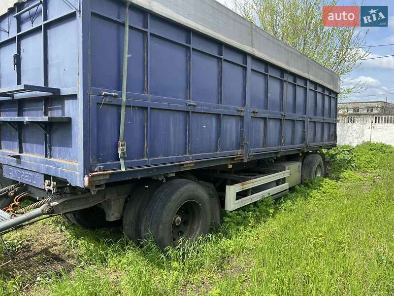 Зерновоз - прицеп Fruehauf TD 2002 в Николаеве