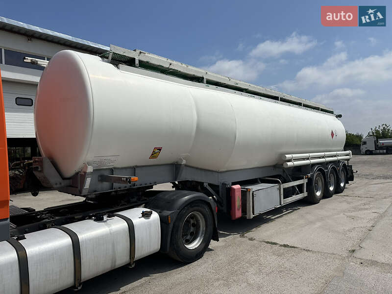 Цистерна полуприцеп Fruehauf TF34 1997 в Кропивницком