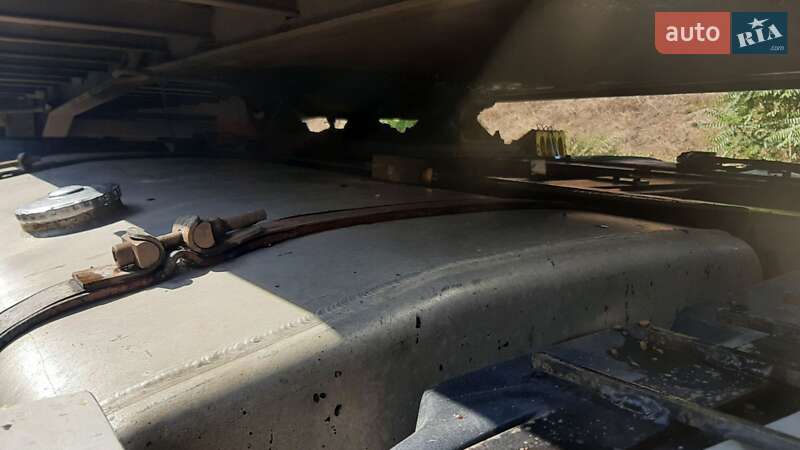 Зерновоз - полуприцеп Fruehauf TF34C1 1991 в Одессе