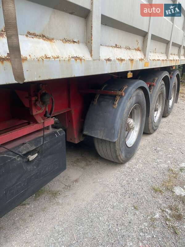 Зерновоз - полуприцеп Fruehauf TF34C1 1990 в Тетиеве