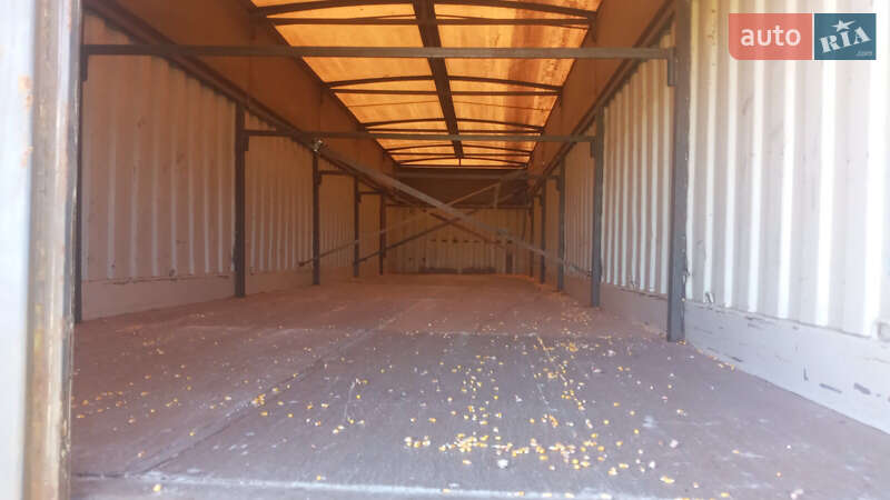 Зерновоз - полуприцеп Fruehauf TF34C1 2000 в Киеве