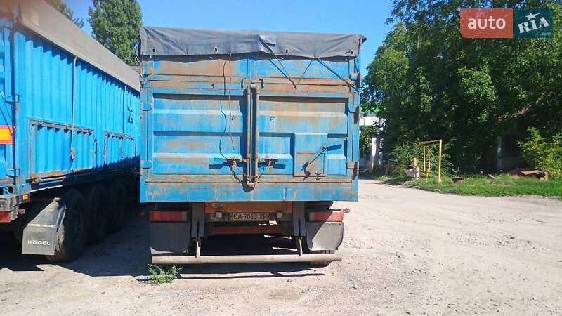 Самосвал прицеп Fruehauf TF34C1 1994 в Умани