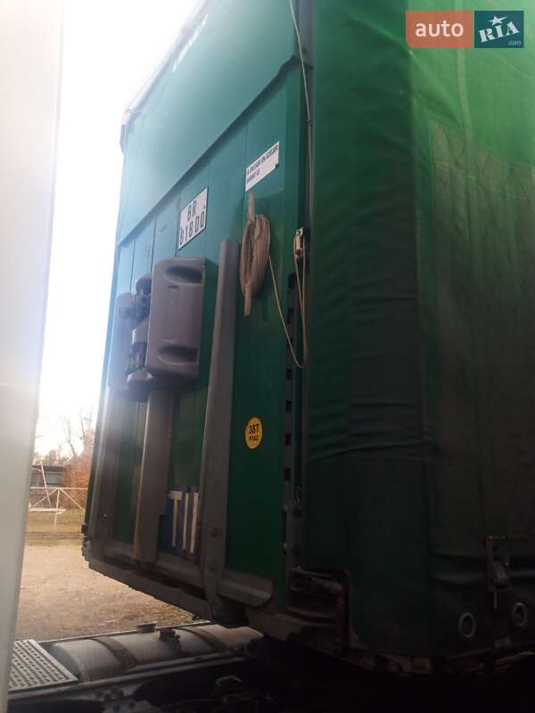 Борт Fruehauf ТХ 2011 в Дрогобыче