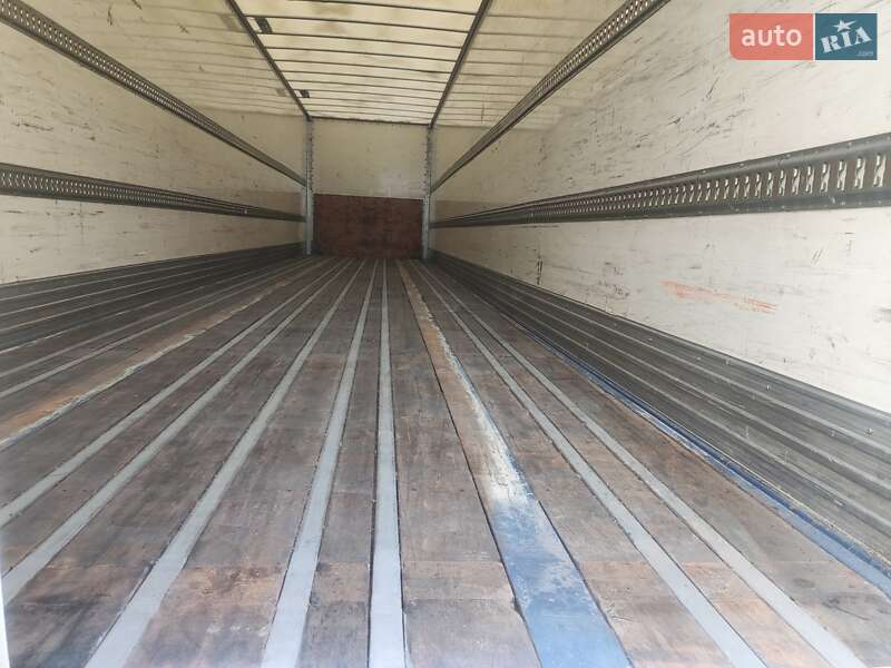 Фургон полуприцеп Fruehauf TX 34 2007 в Ровно