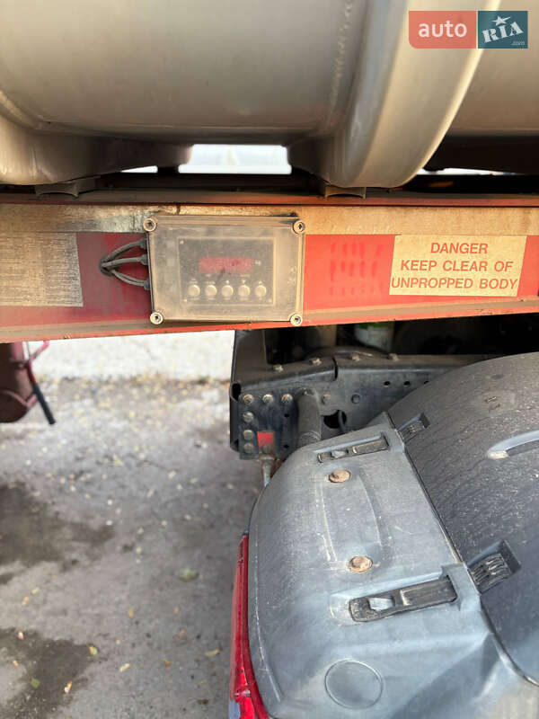 Зерновоз - полуприцеп Fruehauf TX 34 2013 в Полтаве фото 5 Зерновоз - полуприцеп Fruehauf TX 34 2013 в Полтаве