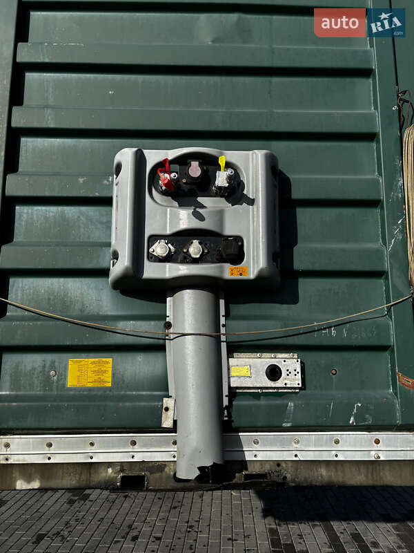 Тентований борт (штора) - напівпричіп Fruehauf TX 34 2009 в Черкасах фото 7 Тентований борт (штора) - напівпричіп Fruehauf TX 34 2009 в Черкасах