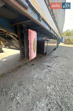 Тентованный борт (штора) - полуприцеп Fruehauf TX 34C 2007 в 