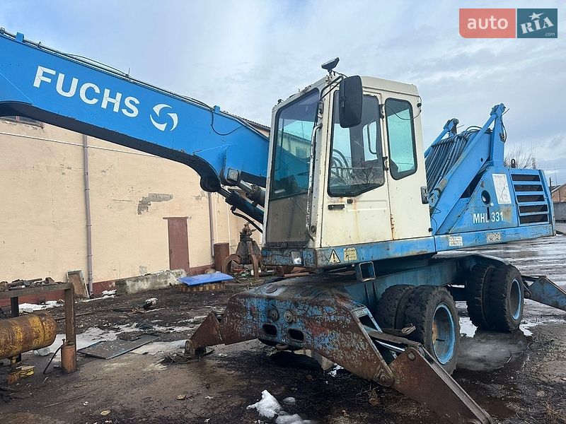 Экскаватор погрузчик Fuchs 331 1997 в Пирятине