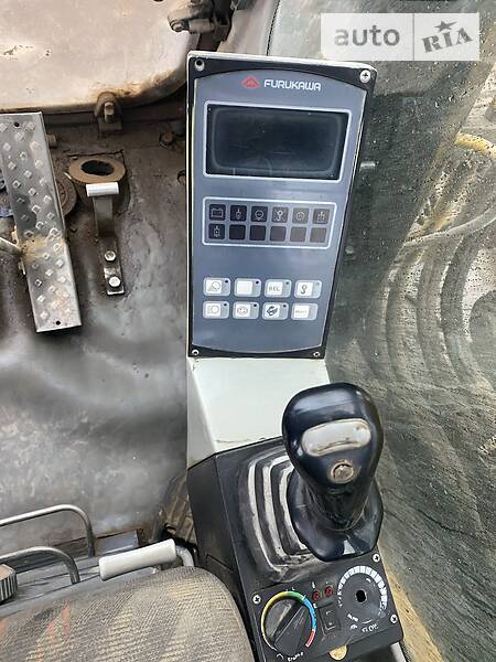 Гусеничный экскаватор Furukawa LS 2002 в Виннице