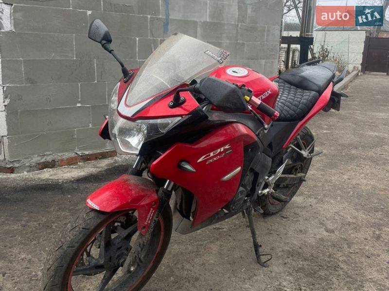 Спортбайк G-max 250 Raiser 2013 в Коломаке