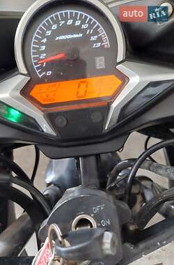 Мотоцикл Спорт-туризм G-max Racer 2013 в 